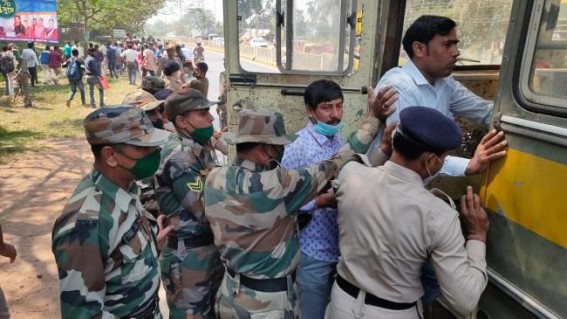 Police treated TET-Qualified Candidates like ‘Terrorist’ who went to Secretariat to meet CM Police treated TET-Qualified Candidates like ‘Terrorist’ who went to Secretariat to meet CM